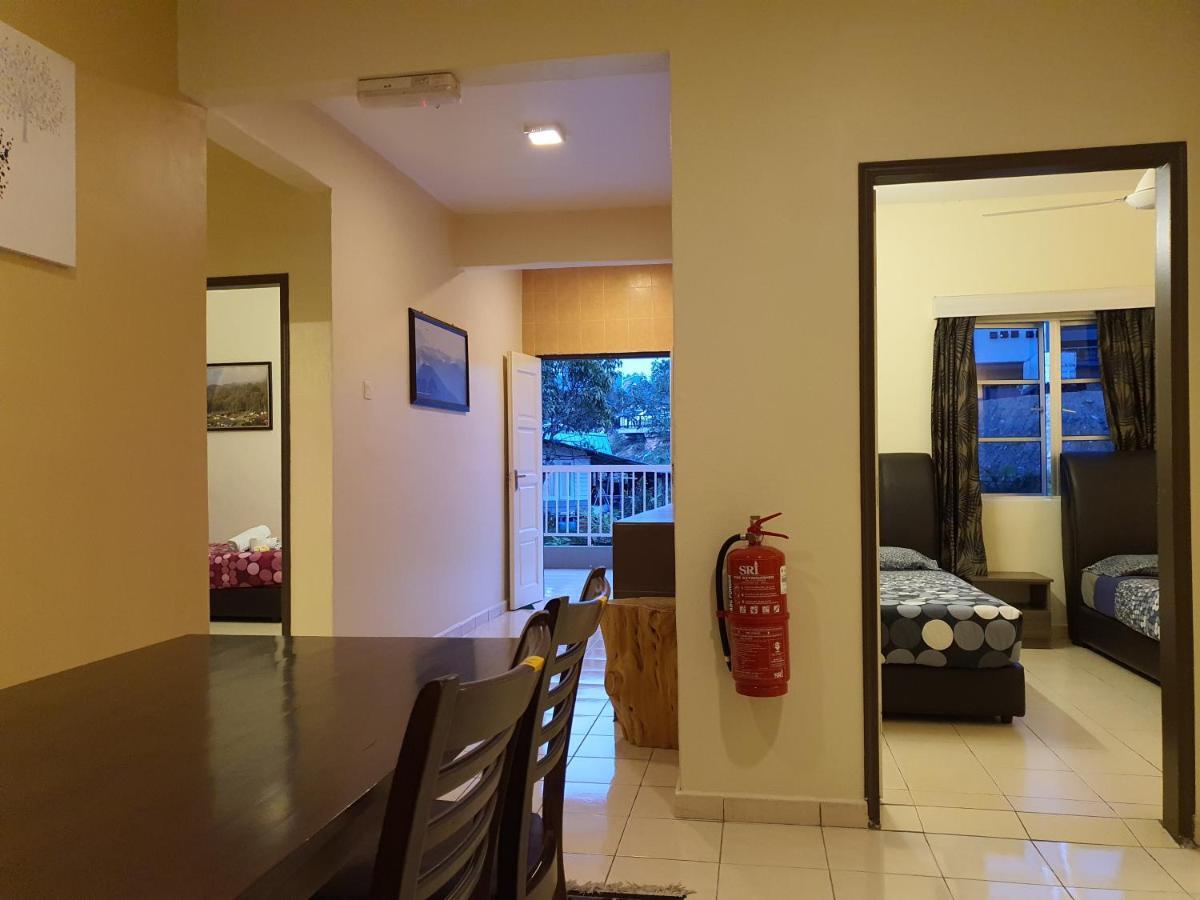 Fathers Guesthouse Танах-Рата Екстер'єр фото