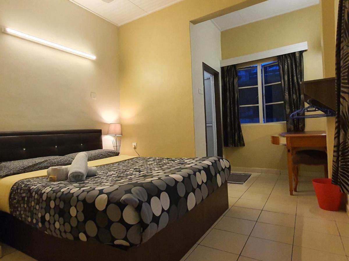Fathers Guesthouse Танах-Рата Екстер'єр фото